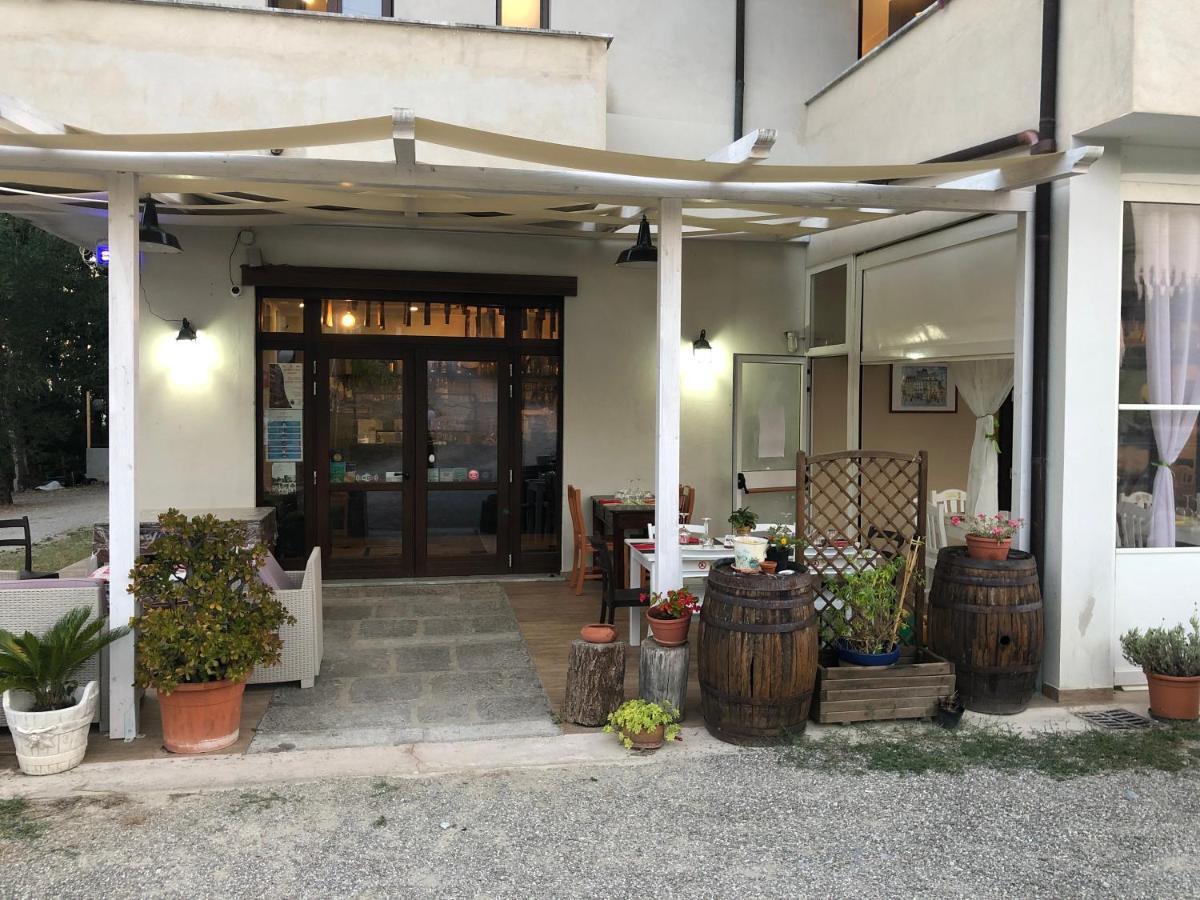 La Timpa Del Cucco Bed & Breakfast Roccagloriosa